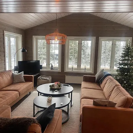 Modern And Cozy Near Slopes