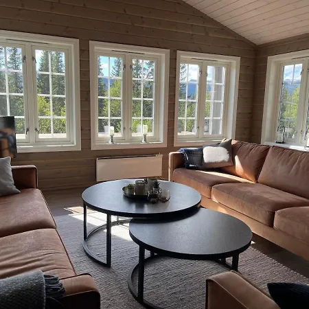 Modern And Cozy Near Slopes